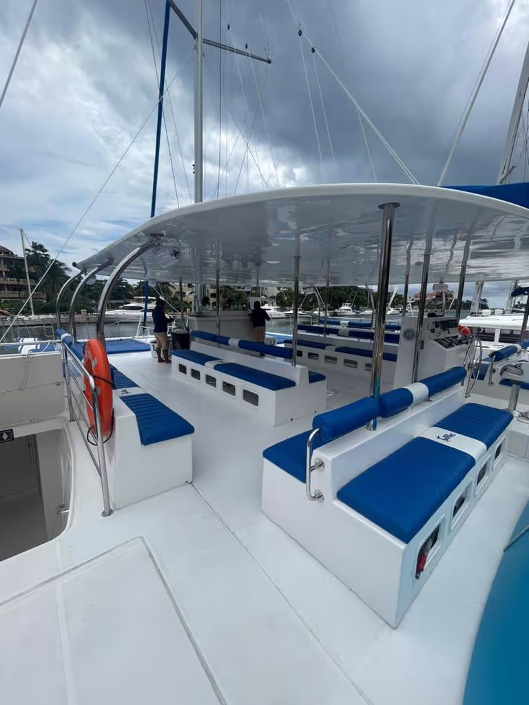 75 ft Luxury Catamaran — photo 7
