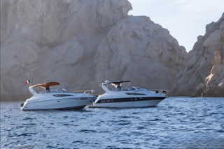 32 ft Infinity Private Cruiser — photo 2