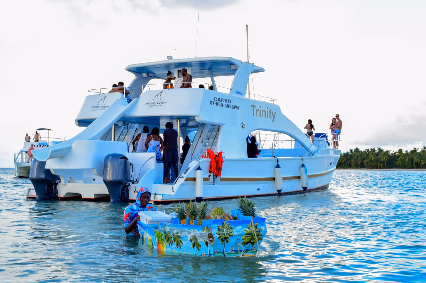 60 ft Trinity Luxury Catamaran — photo 2
