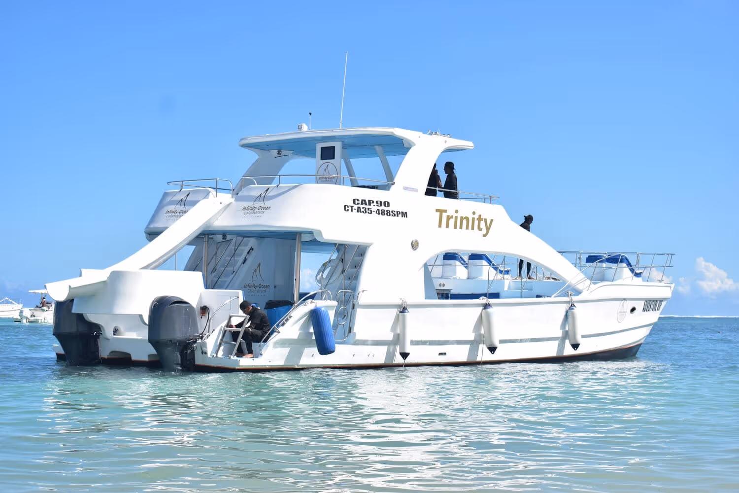 60 ft Trinity Luxury Catamaran — photo 3