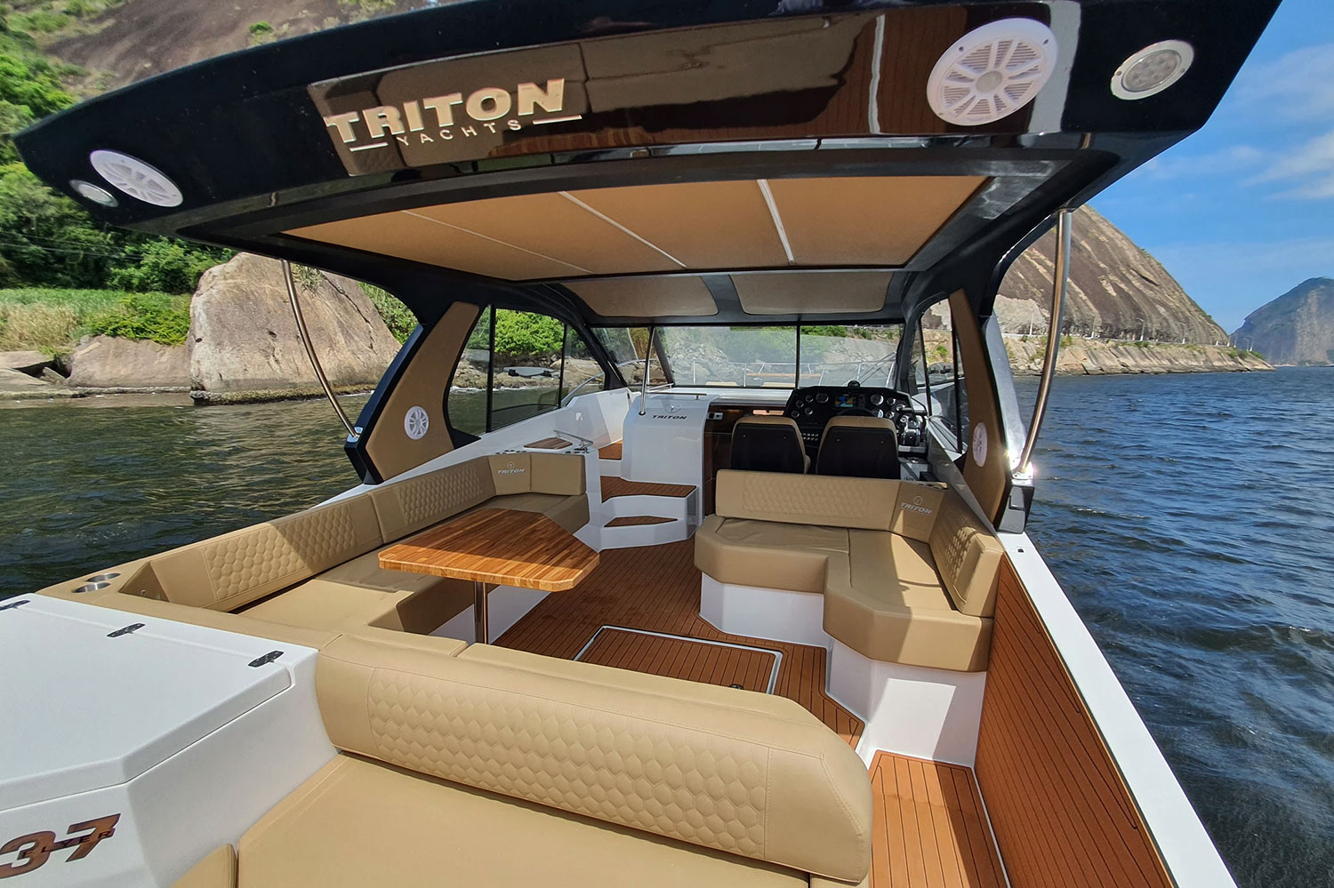 Yate de lujo Triton de 38 ft — photo 3
