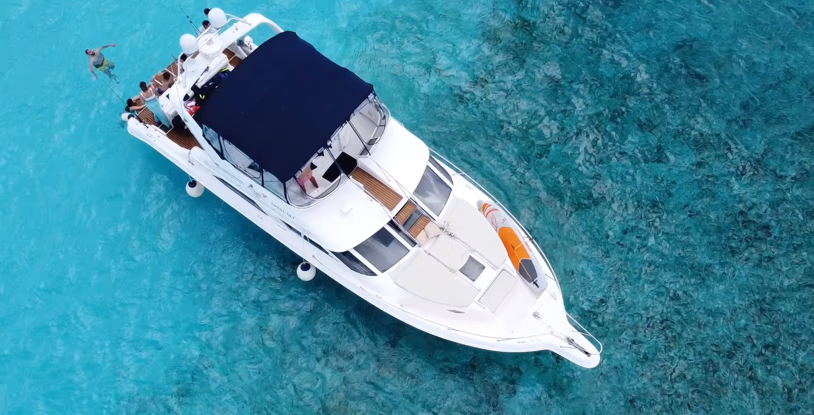 47 ft Sea Ray Luxury Yacht — photo 4