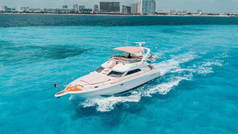 50 ft Sea Ray Luxury Yacht — photo 2