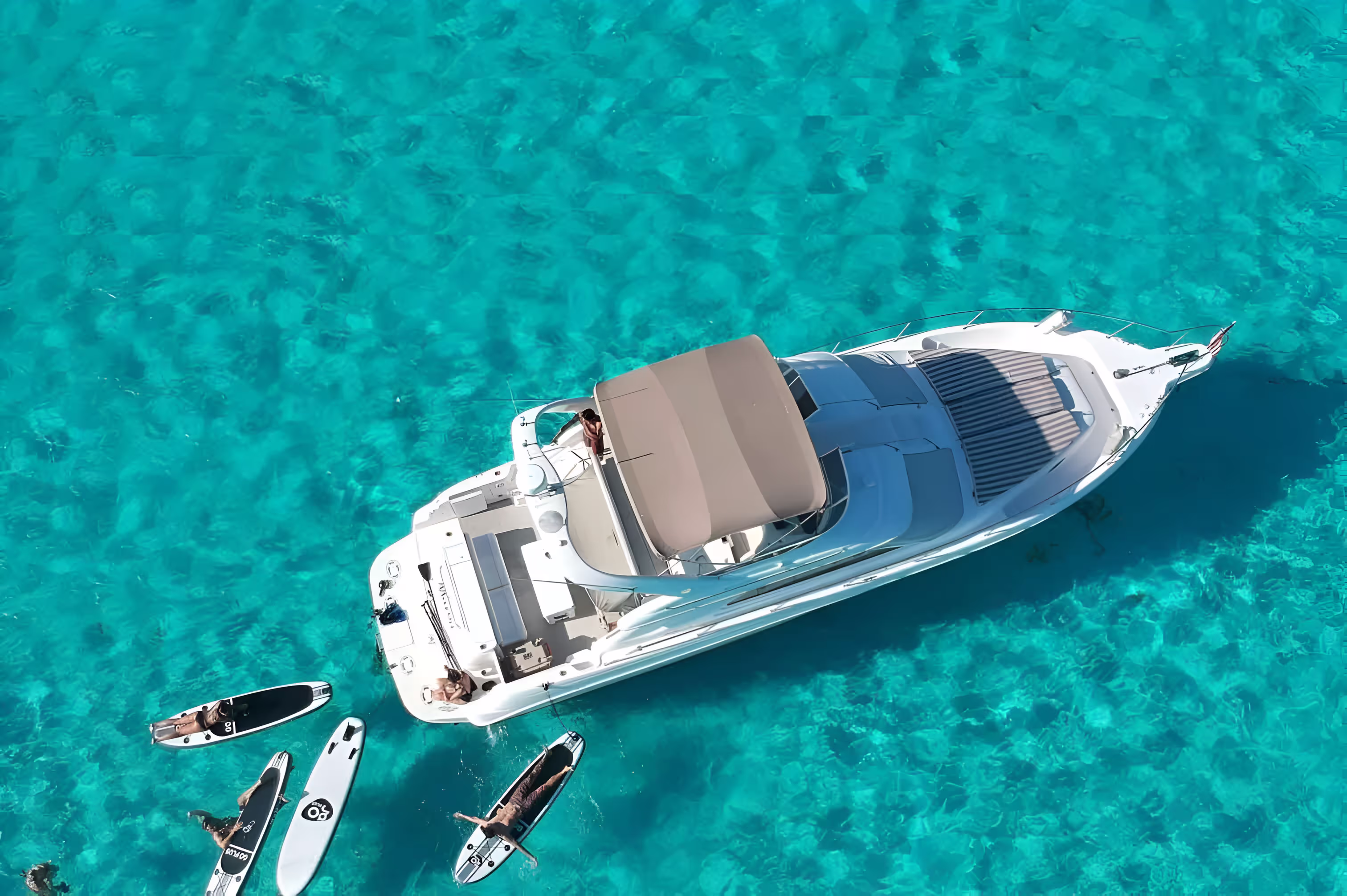51 ft Luxury Yacht — photo 2