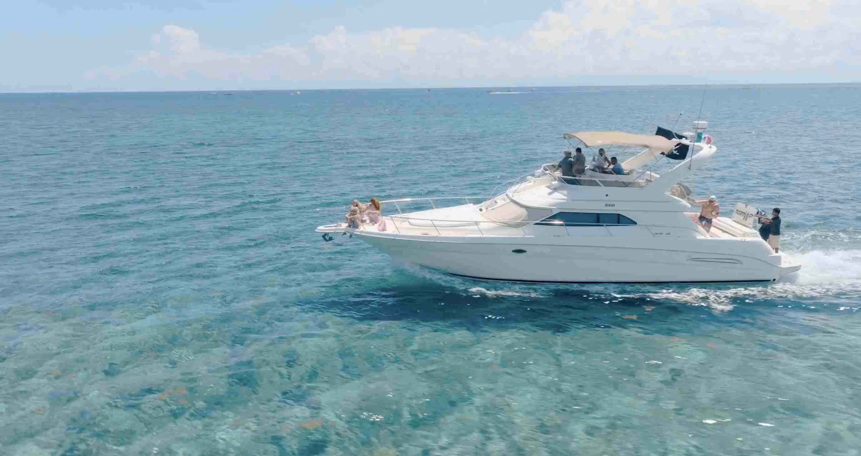 51 ft Sea Ray Luxury Yacht — photo 3