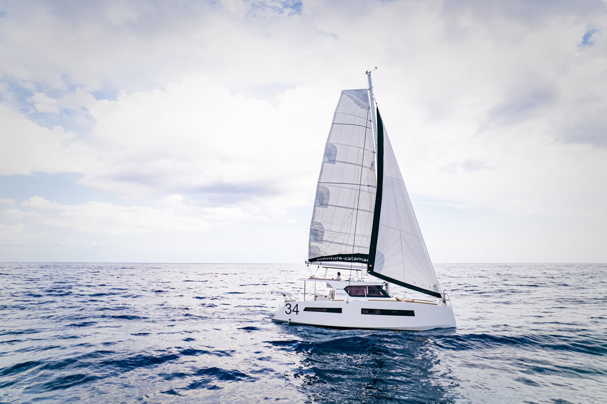 34 ft Aventura Luxury Catamaran — photo 9