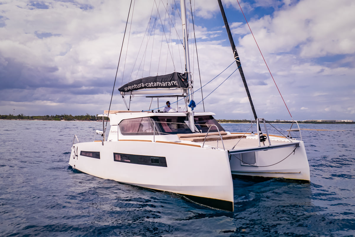 34 ft Aventura Luxury Catamaran — photo 12